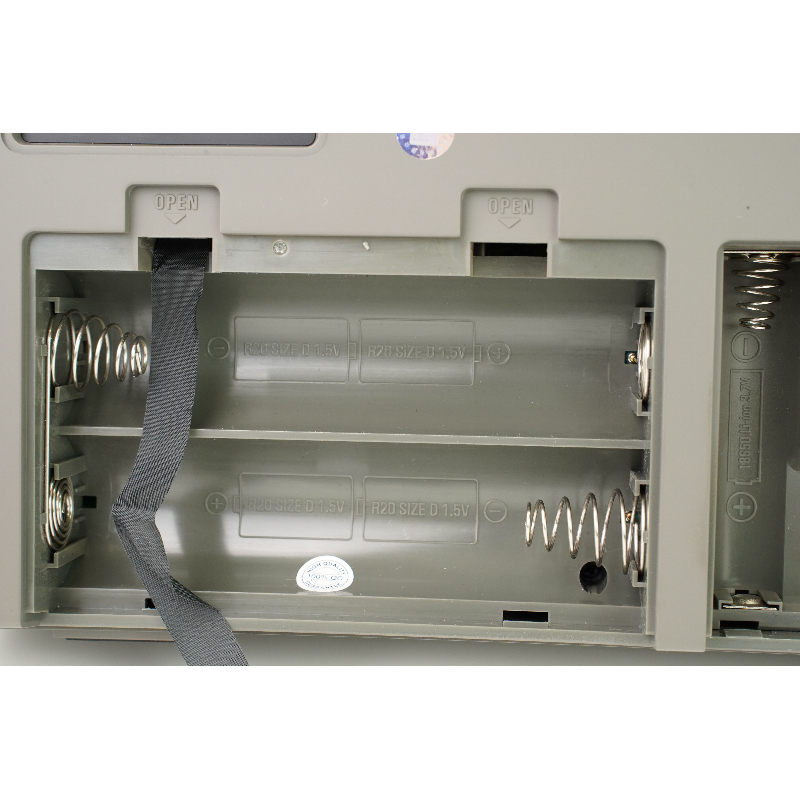 Отсек для 4 элементов питания радиоприемника 34615 Tecsun S-2200x